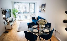 2 Bed Apt In Leeds City Centre