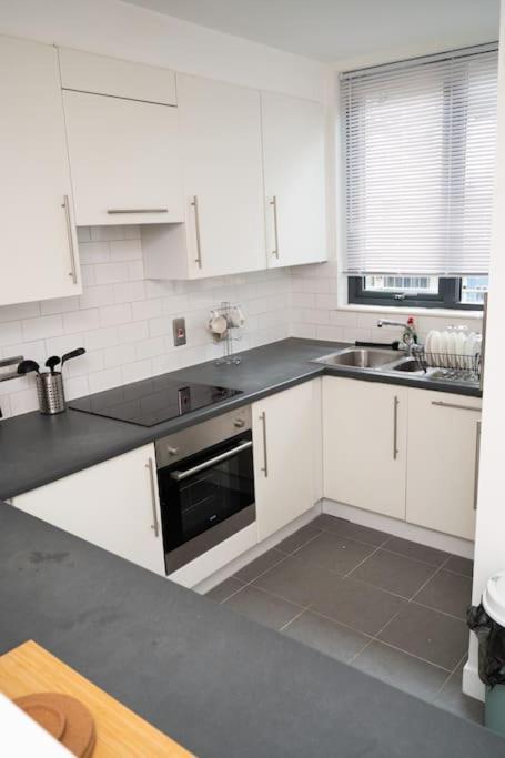 2 Bed Apt In Leeds City Centre Exterior photo